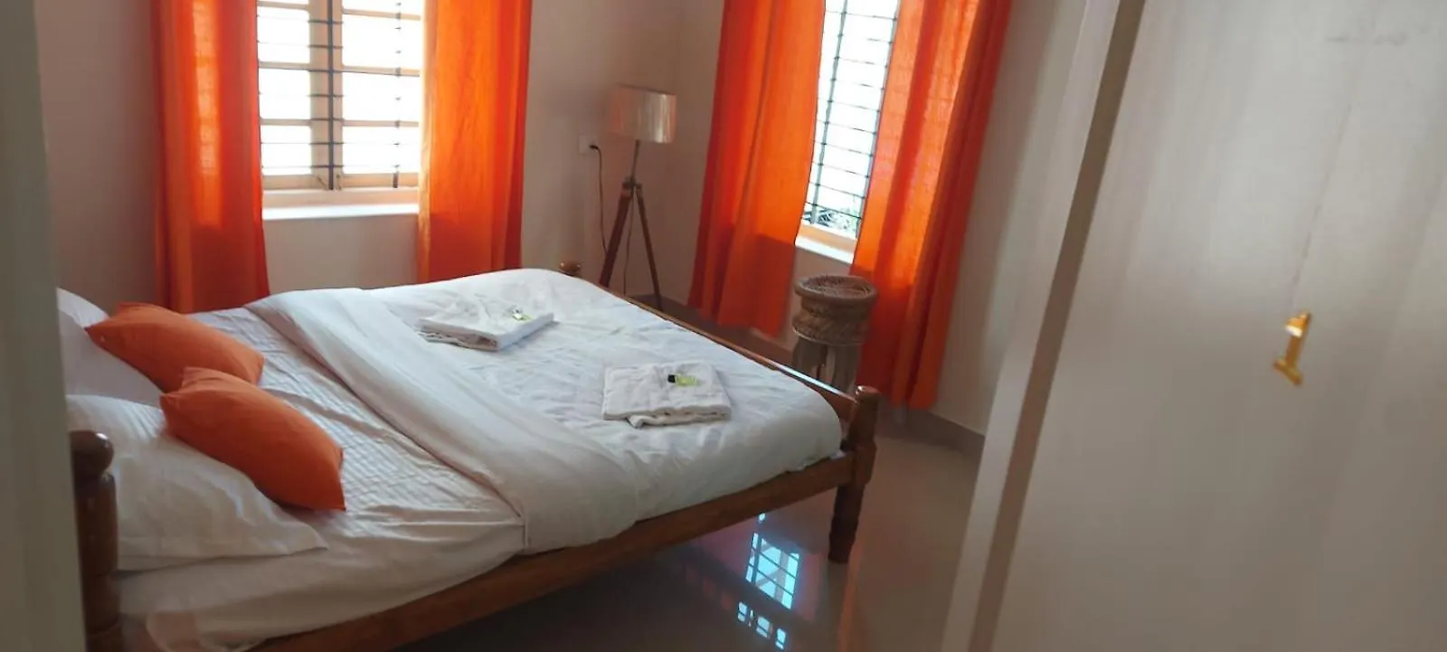 Orange Valley Homestay Near Lulu Kochuveli Thiruvananthapuram