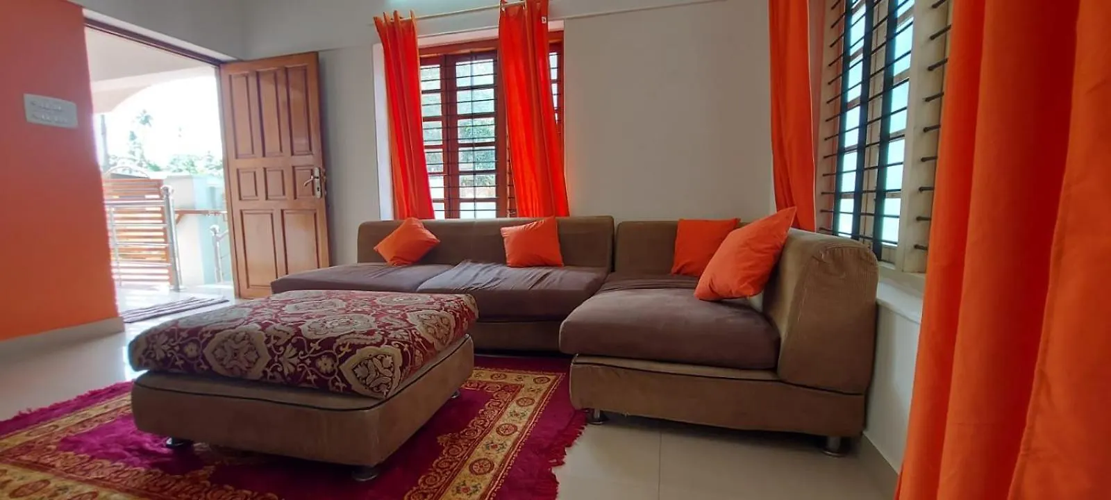 Orange Valley Homestay Near Lulu Kochuveli Thiruvananthapuram